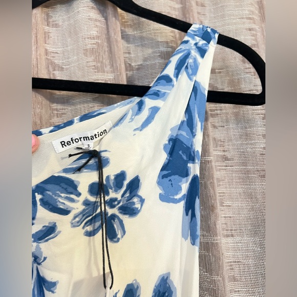 Reformation Chandelier Floral Midi Dress - Picture 4 of 13